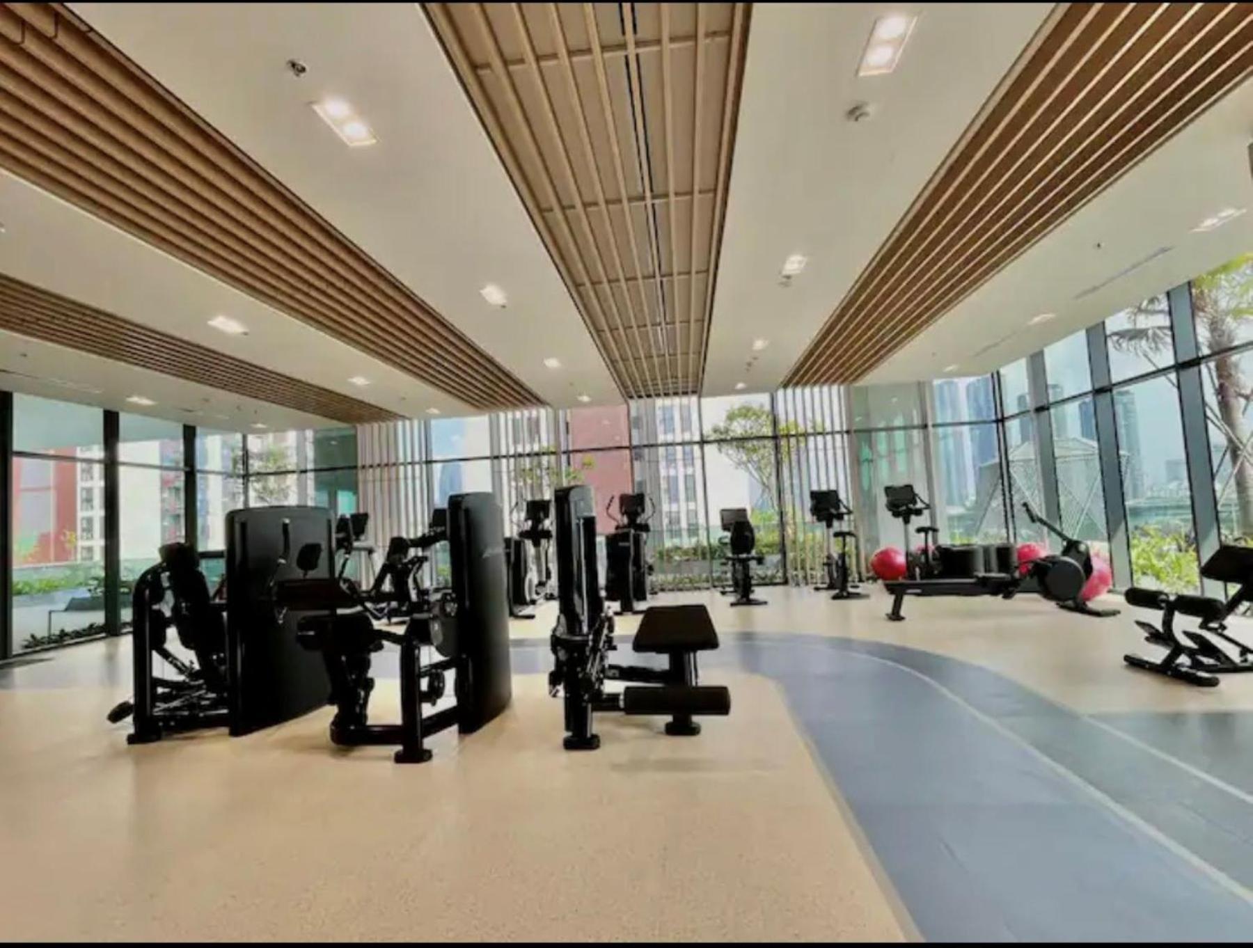 The Crest-Central Saigon Riverside -Free Pool-Gym-Sauna Room-Yoga Room Ho Şi Min Exterior foto